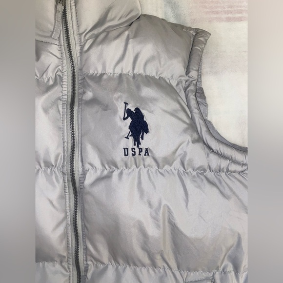 USPA Gray Puffer Vest with Hood - Picture 3 of 7